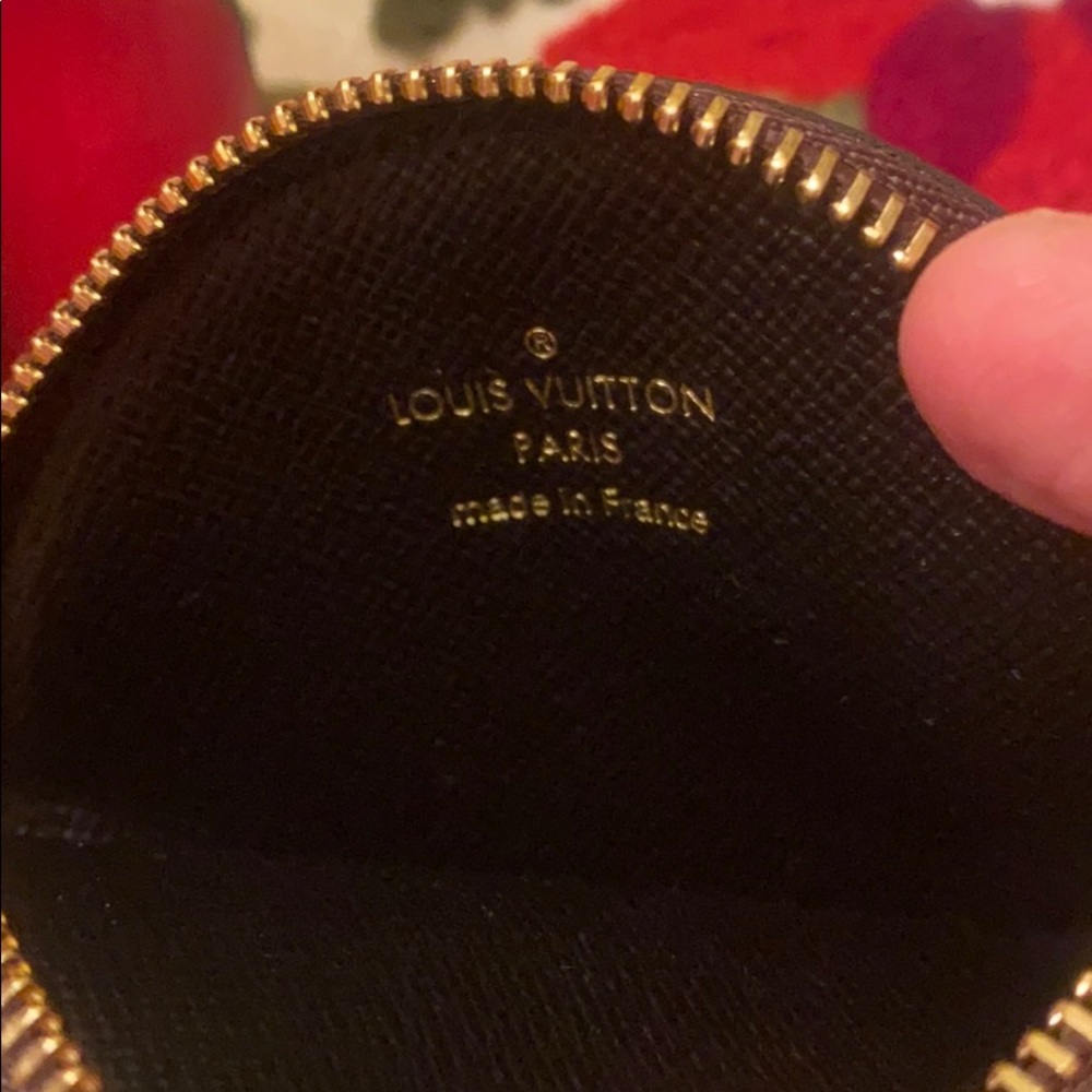 Authentic Louis Vuitton - Picture 3 of 5